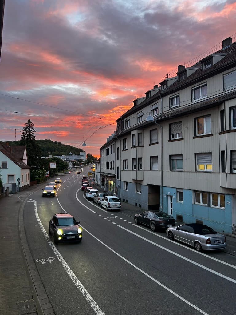 The sky doing what it does at 20:14 in September — Saarbrücken, walking home